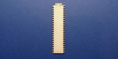 LCC 72-02 O gauge 4 brick wide station wall extension